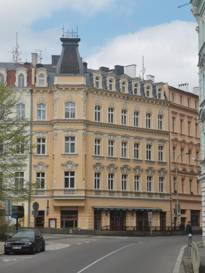 Hezky Byt U Hotela Thermal V Karlovych Varech Karlovy Vary Esterno foto